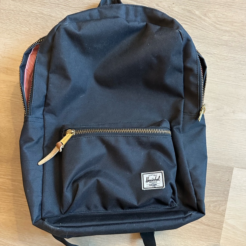 Herschel classic backpack